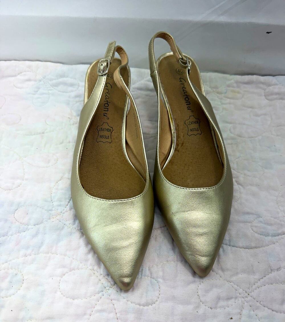 Gold EU 40 gold leather slingback pointed toe buckle kitten heel glam futuristic